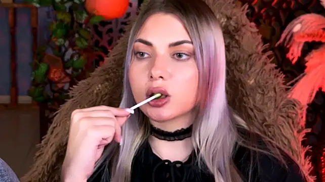 XXX chat uživo modela HyileyClark