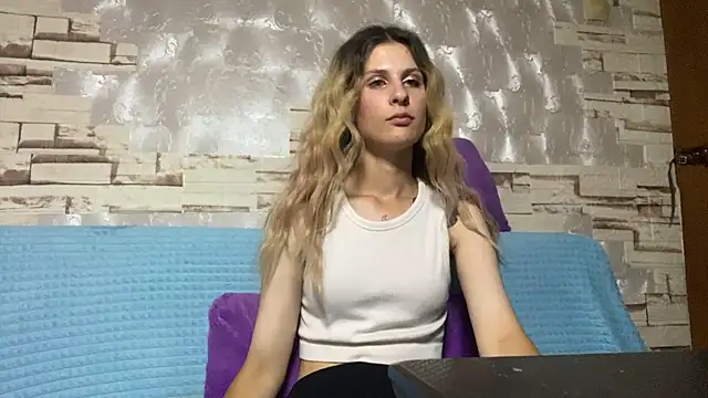 Adelyn_Light – Naživo XXX chat