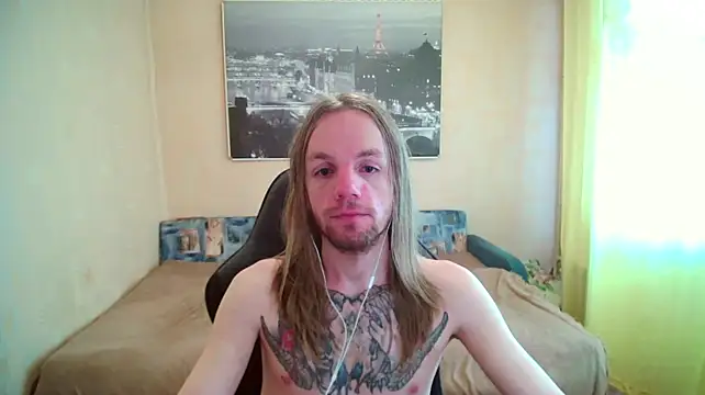Czat XXX na żywo – AdamDickens