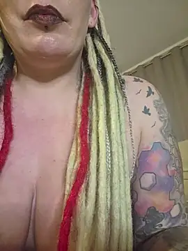 PinkTheHawk Live XXX Chat