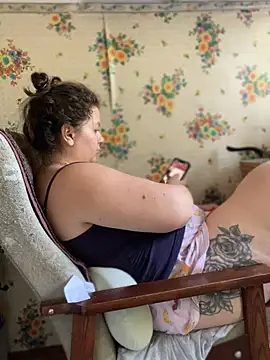 badfox5000n Live XXX chat