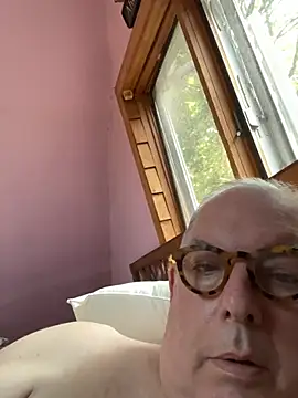 CharlieWeaver22 XXX чат на живо