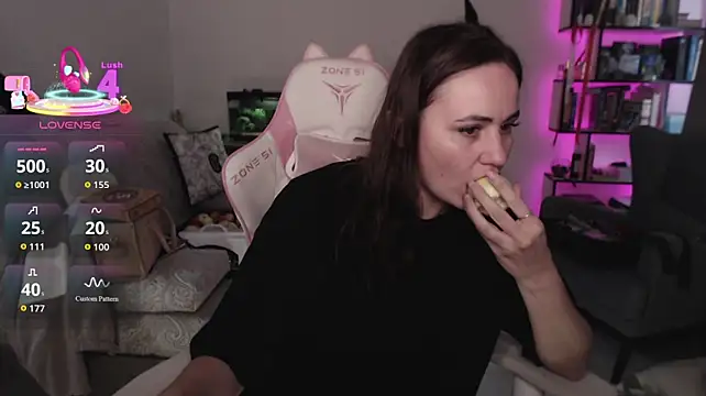 צ'אט XXX בשידור חי של SexyWitch_666