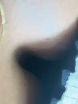 angelitasexy81 Adlı Modelin Canlı XXX Sohbeti