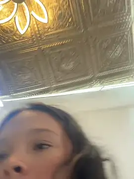 Yasmina_Noirn Webbikameraesitys