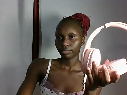 Czat XXX na żywo – Slimmy_petite