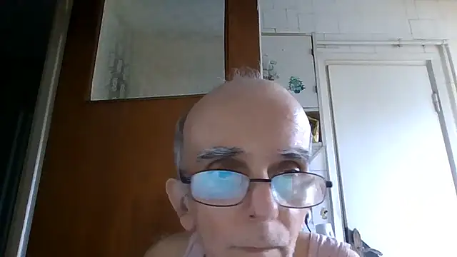 Chatroom XXX en direct de mariusica1@xh