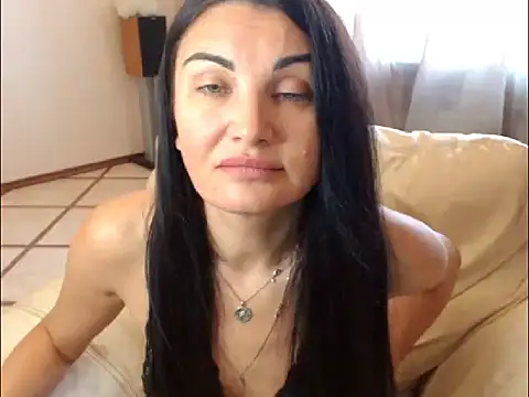 Karina8571 Chat XXX in diretta