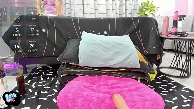 DanielaAndDanna Webcam show