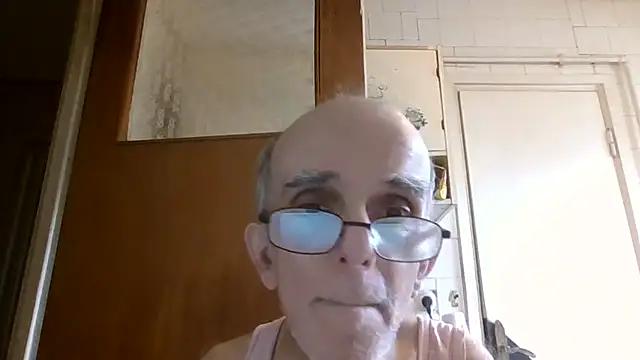 mariusica1@xh Live XXX-Chat