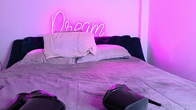 Bimbo_sofi's Live XXX Chat