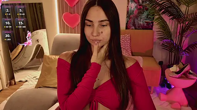 SelinOtis Adlı Modelin Canlı XXX Sohbeti