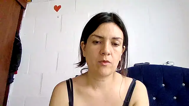 princessbella93 élő XXX-chatje