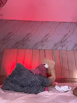 Chat +18 de IrinaMonroee ao vivo