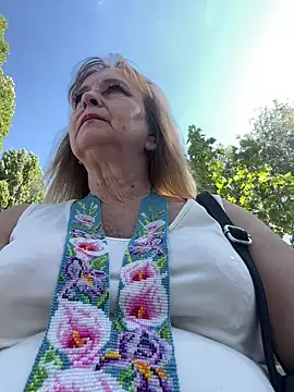 Chat +18 de Irina2909@xh ao vivo