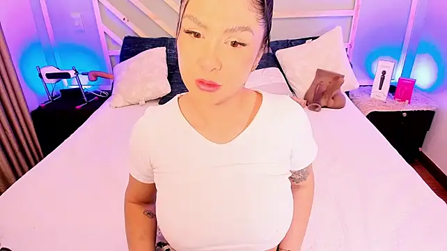 Czat XXX na żywo – ThaliannaCollins_