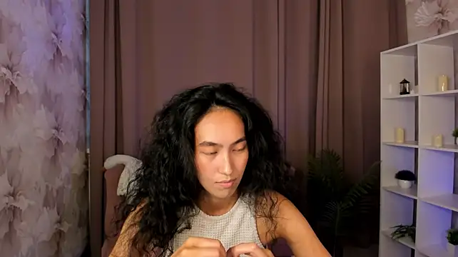 FlirtyAura Live XXX-Chat