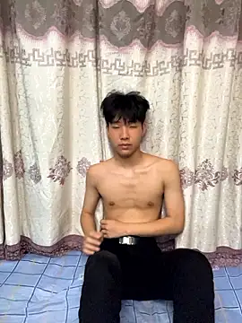 qomelo 即時 XXX 聊天