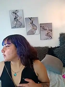 Chatroom XXX en direct de Liily_Foxxy