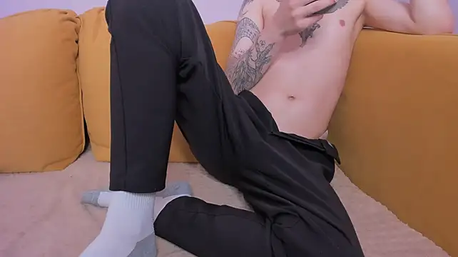 Mel_Fizz élő XXX-chatje