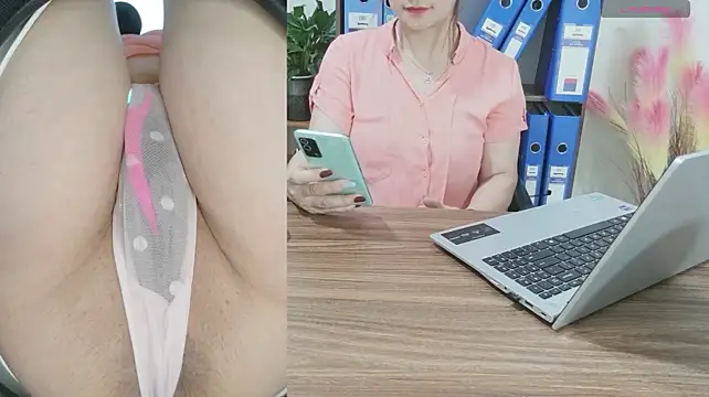 Lisa-sqiurt's Live XXX Chat