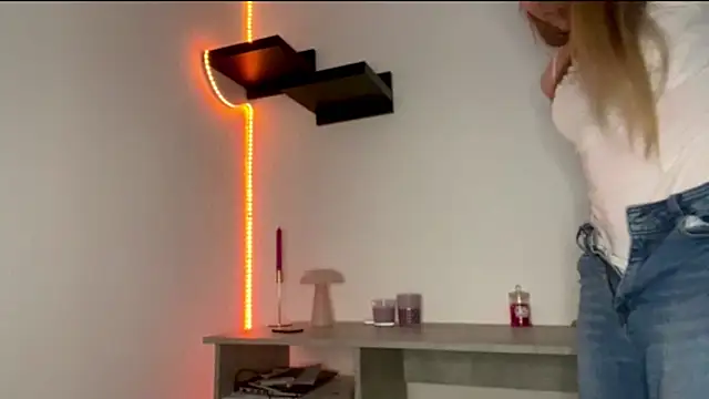 SunnyStrike Live XXX-chat