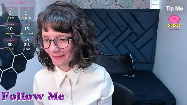 Valery_More__'s Live XXX Chat