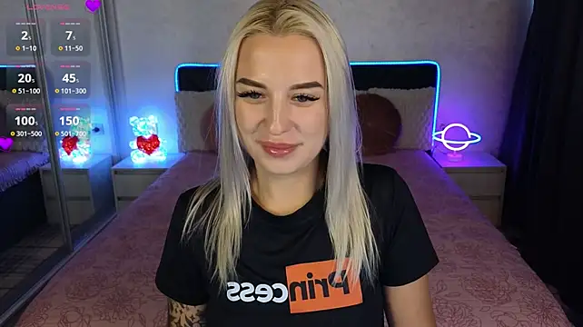 Crystal_Barbie Show in webcam