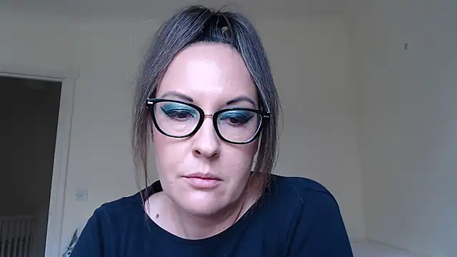Živý XXX chat Humiliatrixxxx