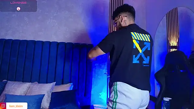 Liam_Kleiin লাইভ XXX চ্যাট