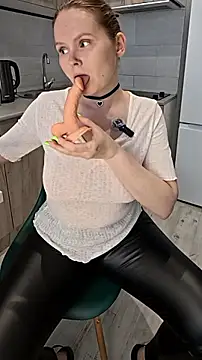 _Miss_Sunshine's Webcam Show
