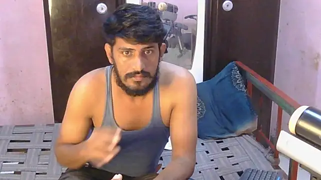 HotXKrish Adlı Modelin Web Kamerası Şovu