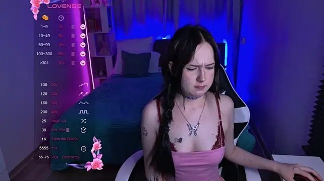 karinahili's Live XXX Chat