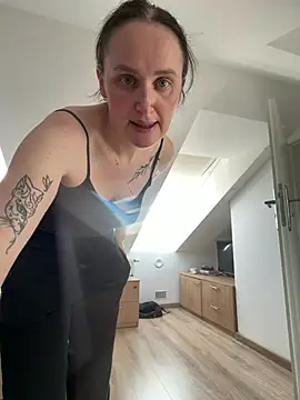 Chat XXX ao vivo de TomilaSi
