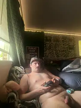 PoundedCajunGuy93 Show in webcam