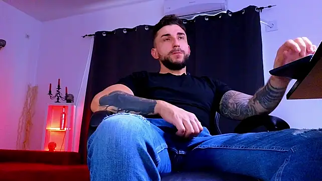MightyAaron66 Pertunjukan Webcam