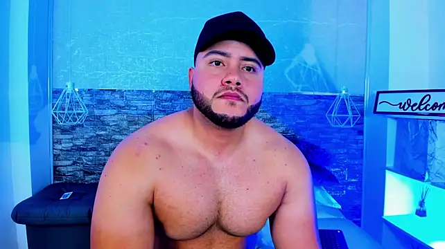Show modela apolorusso na web-kameri