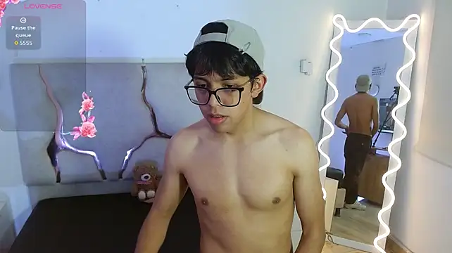 Webkamerová show sasan_tay
