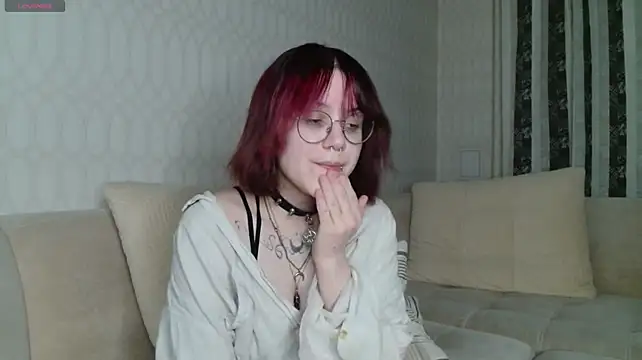 Chat +18 de KellePourier ao vivo