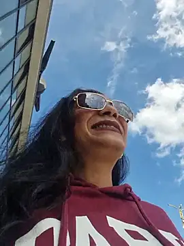 Karamelka222's Live XXX Chat