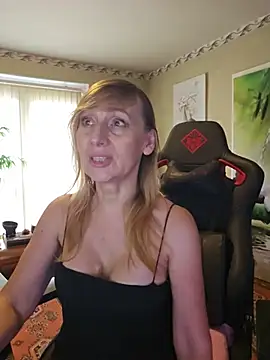 HotLana69's Webcam Show