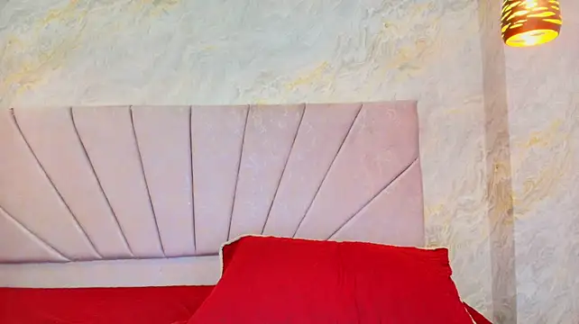Mia_candy_0: απευθείας συνομιλία ΧΧΧ