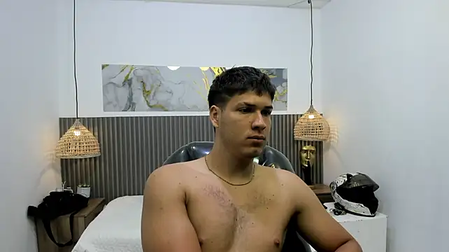 AlessandroFranco – Naživo XXX chat