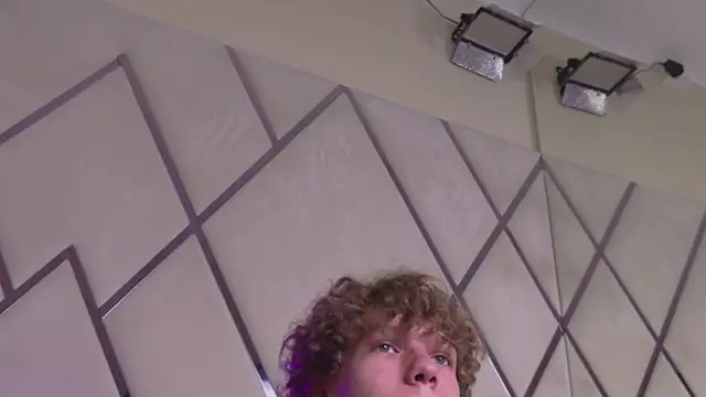 Chat +18 de William_Curlis ao vivo