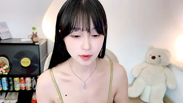 OnechestnutのライブXXXチャット