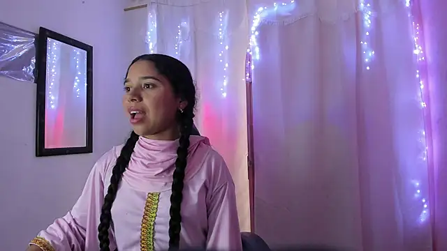 Milly-Way Chat XXX live
