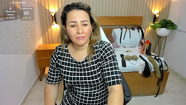 Czat XXX na żywo – luciana_ballesteros_