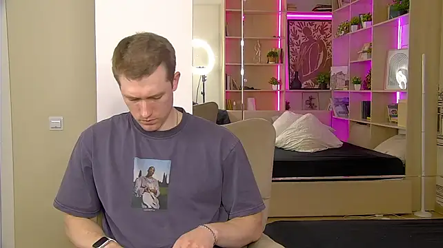 EthanPinkman Adlı Modelin Canlı XXX Sohbeti