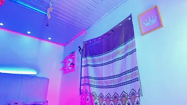 دردشة fiorella_245 الجنسية المباشرة