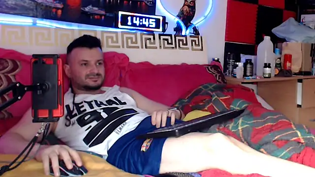 Hugec0ck007 – Live XXX-chat